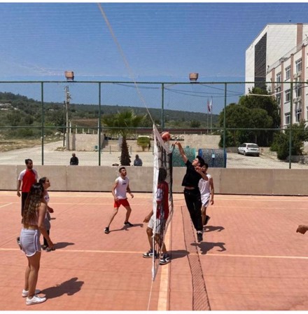 Yüksekokulumuz'da Spor Etkinlikleri Düzenlendi.